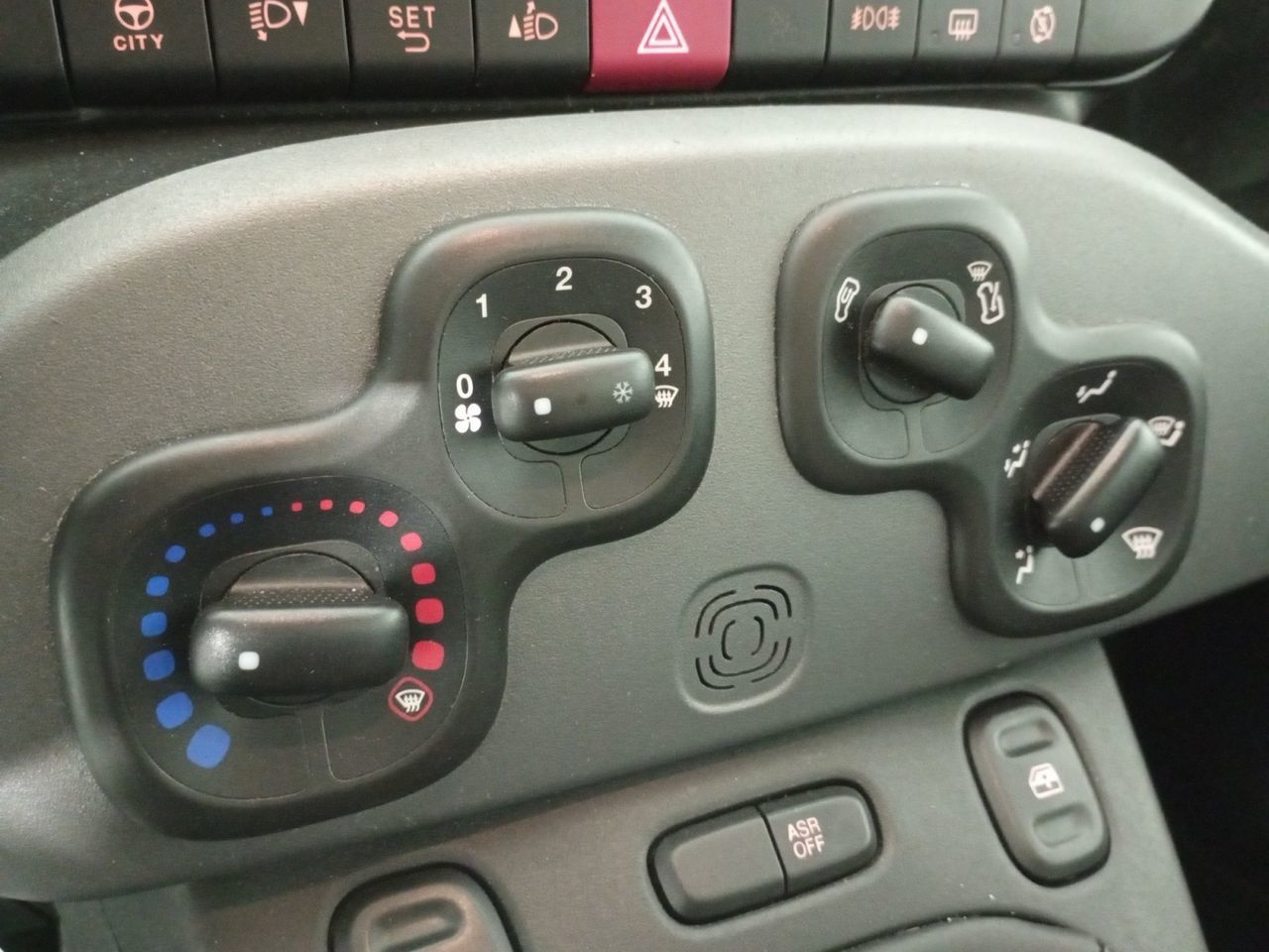 Fiat Panda 1.0 Hybrid - foto 17