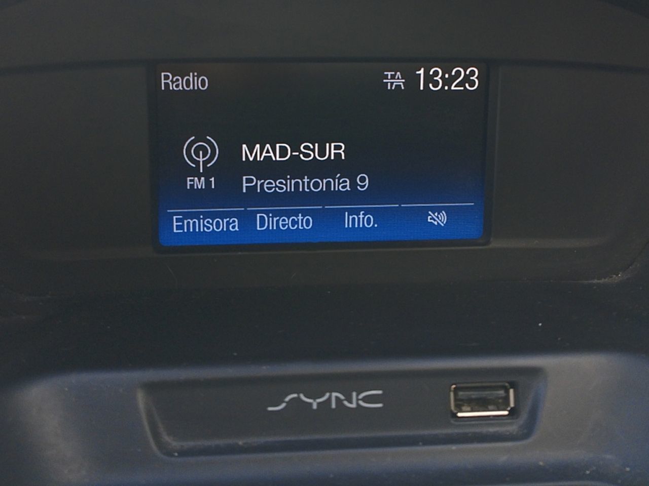 Ford C-Max 1.0 EcoBoost Trend+ - foto 15