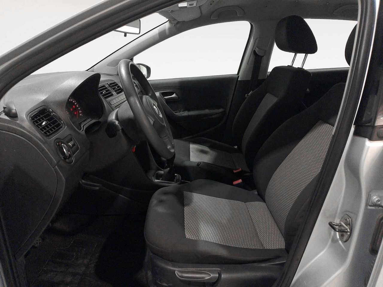 Volkswagen Polo Advance 1.6 TDI - foto 9