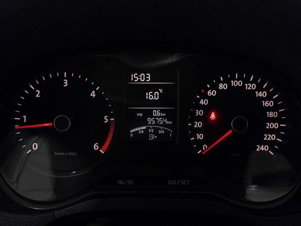 Volkswagen Polo Advance 1.6 TDI - foto 14