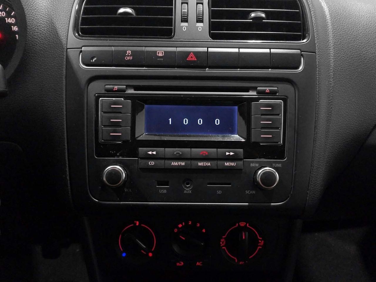 Volkswagen Polo Advance 1.6 TDI - foto 16