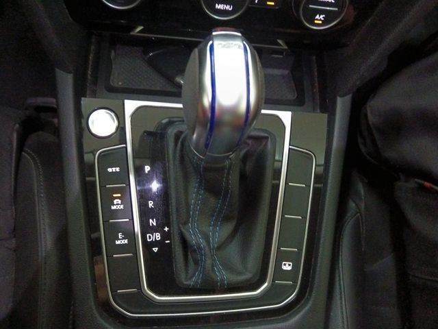 Volkswagen Passat GTE 1.4 TSI DSG - foto 13