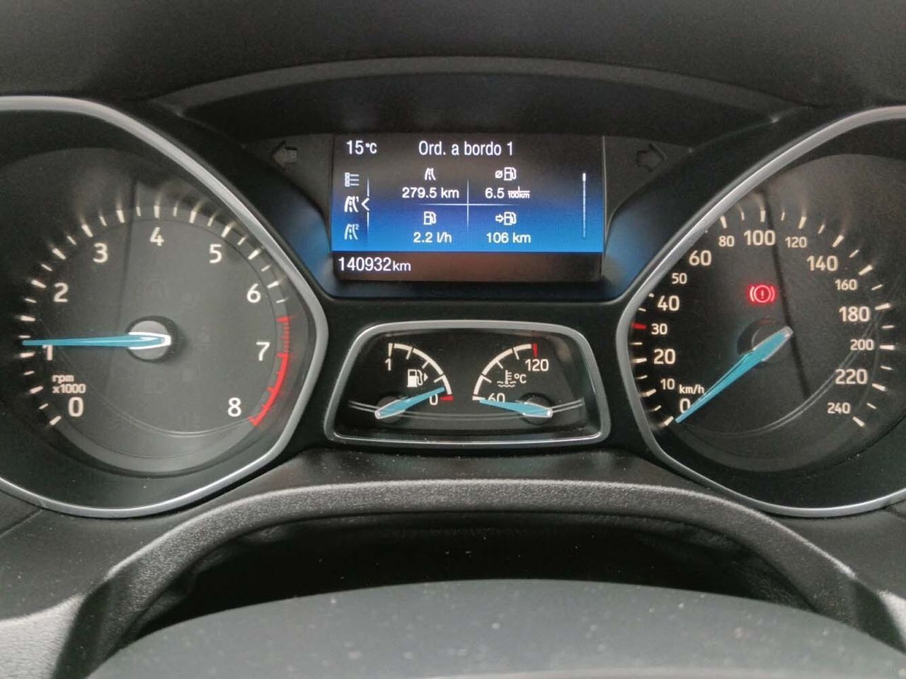 Ford Focus 1.0 EcoBoost ST-Line Black&Red Edition - foto 14