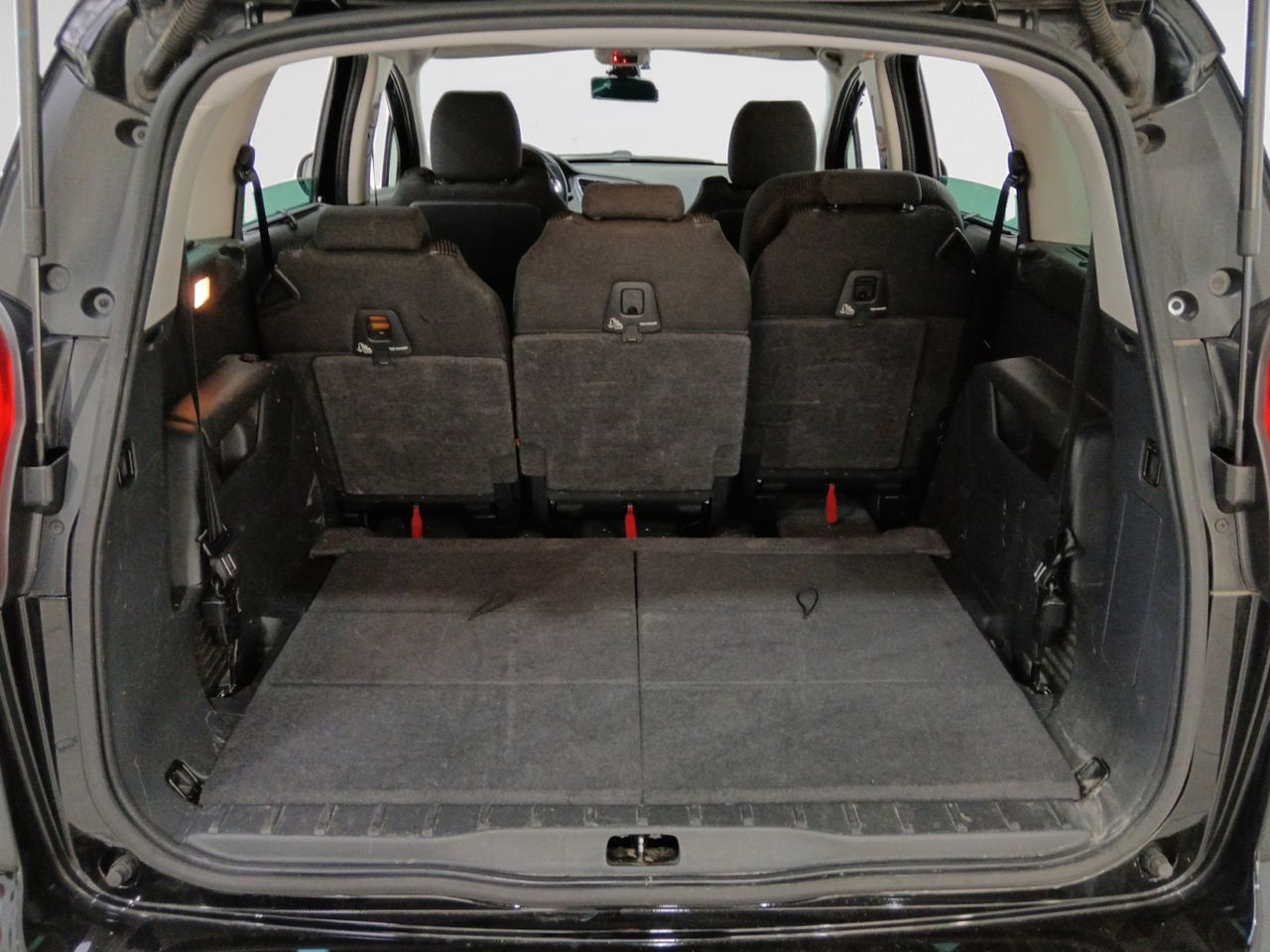 Peugeot 5008 1.6 BlueHDi Style - foto 13