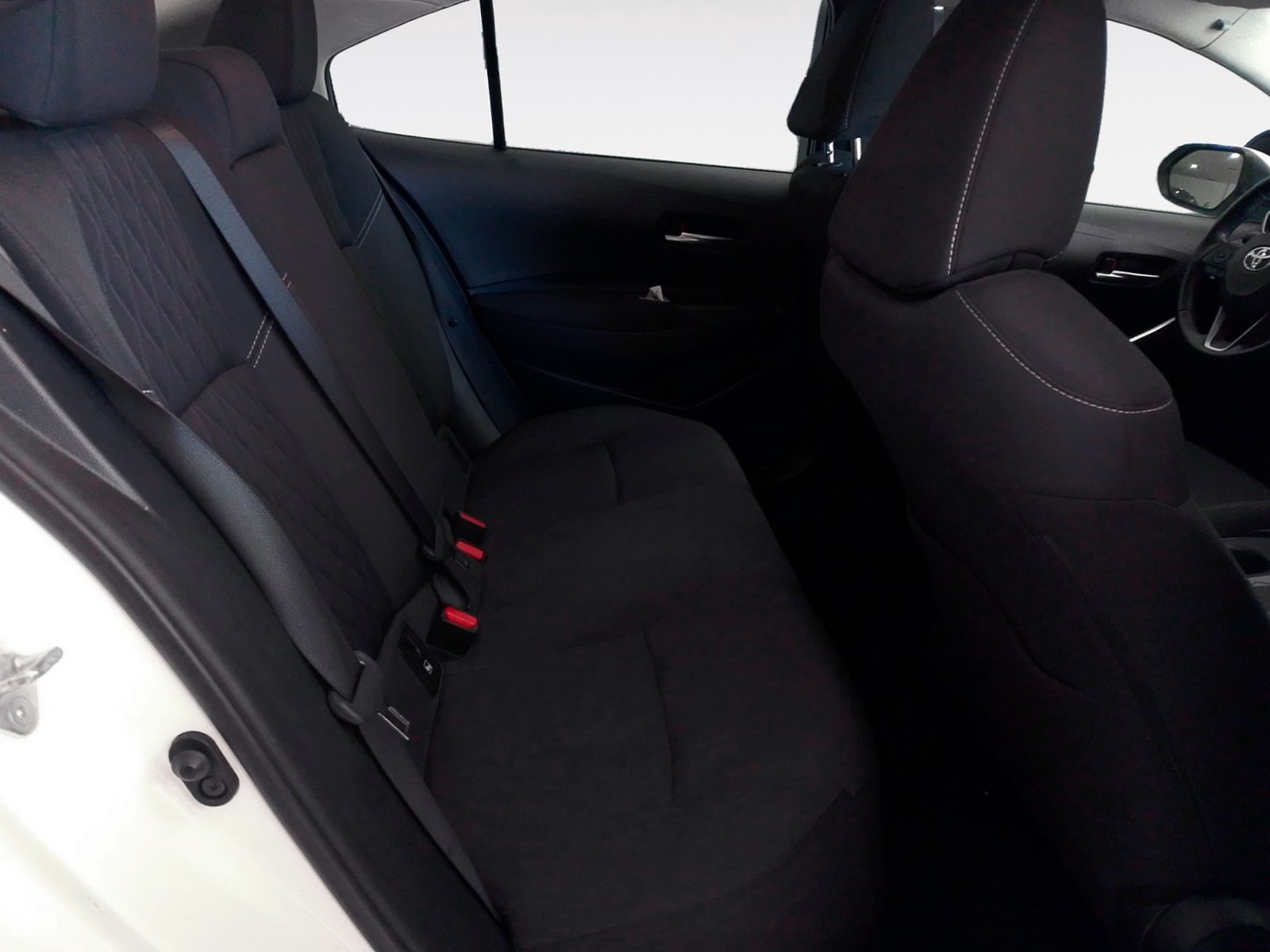 Toyota Corolla Sedan 1.5 - foto 12