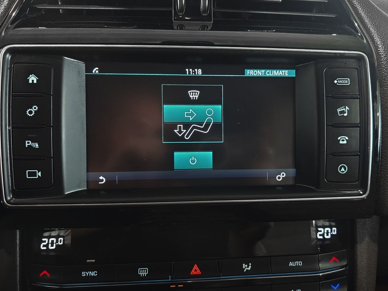 Jaguar F-Pace 2.0L i4D Prestige AWD - foto 22