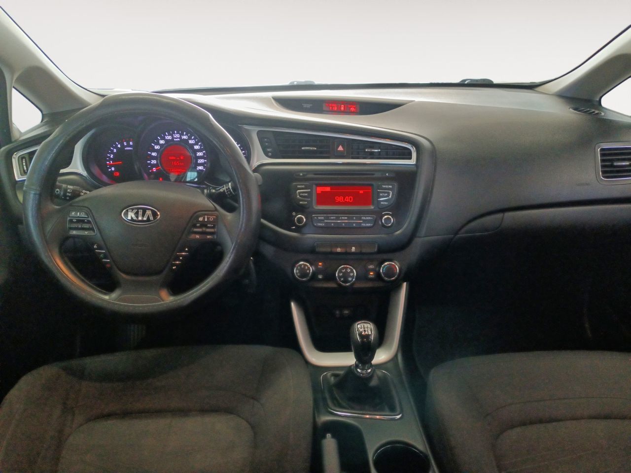 Kia Ceed 1.4 CRDi WGT Concept - foto 6
