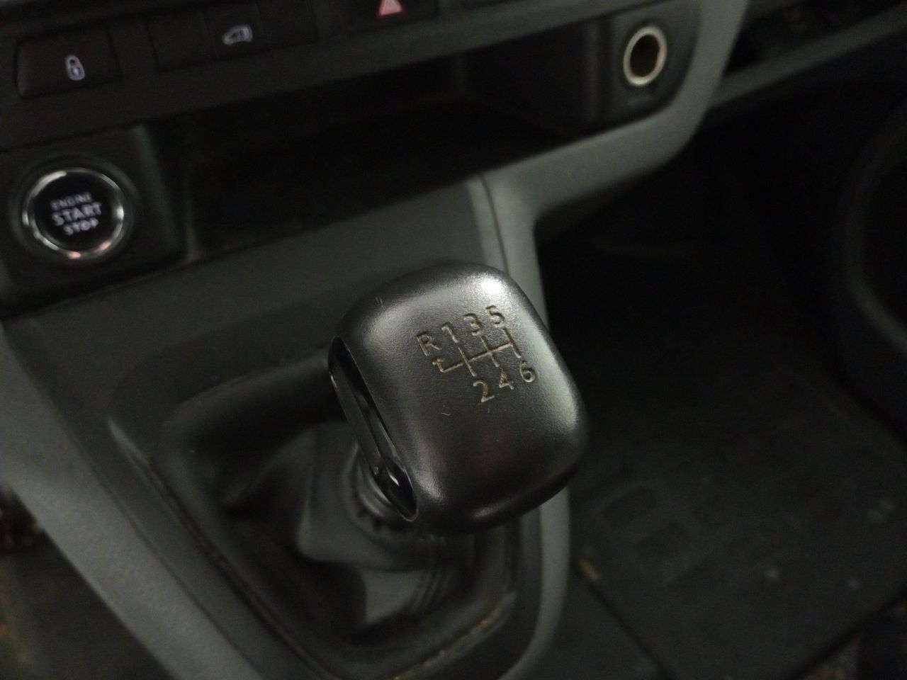 Peugeot Expert Furgon BlueHDi 100 Premium Long - foto 12