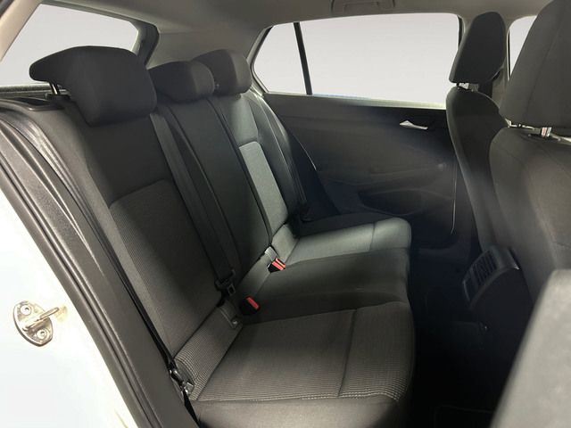 Volkswagen Golf 2.0 TDI - foto 9