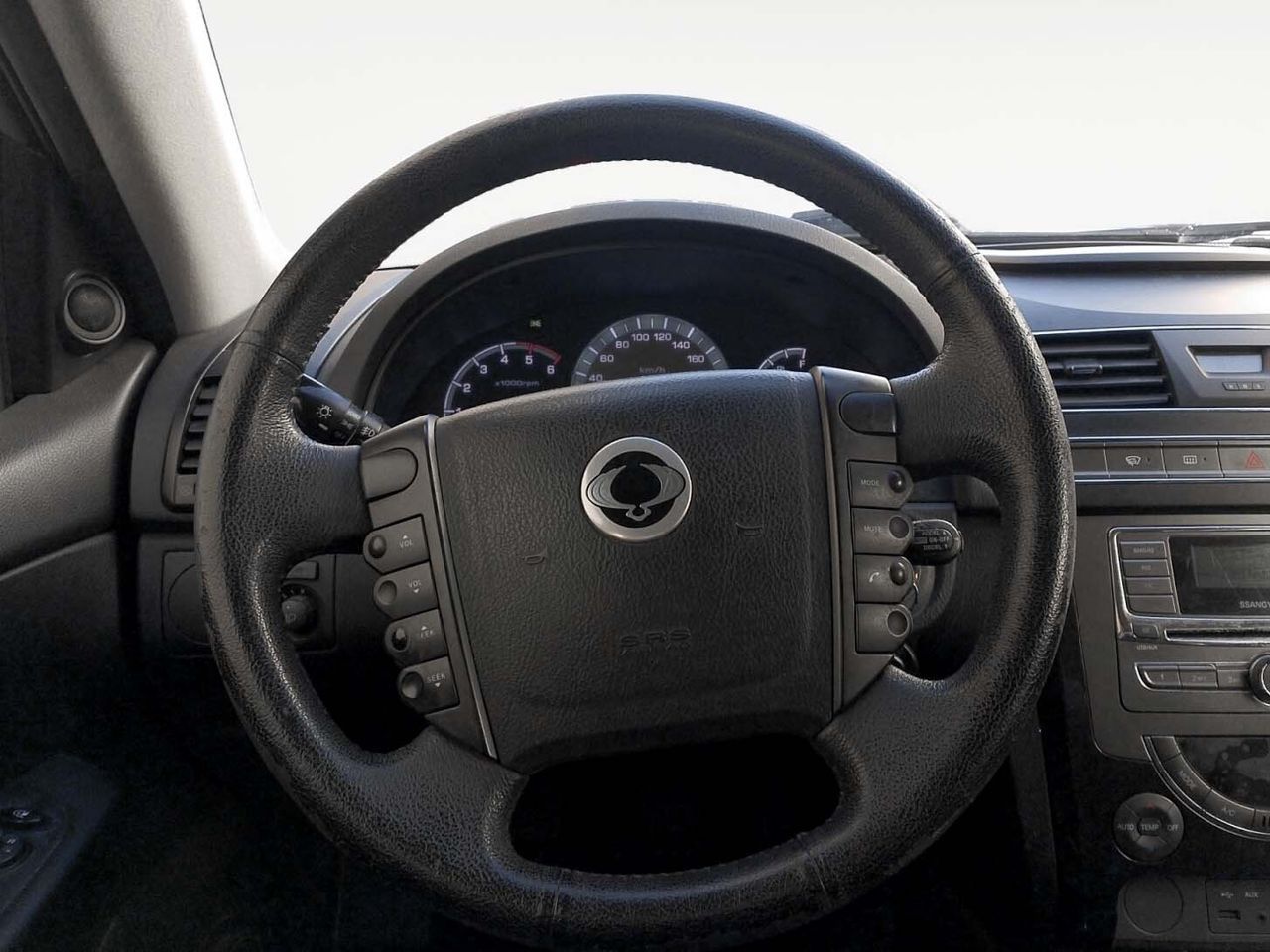 SsangYong Rexton 200 e-Xdi Premium Plus 4x2 - foto 8