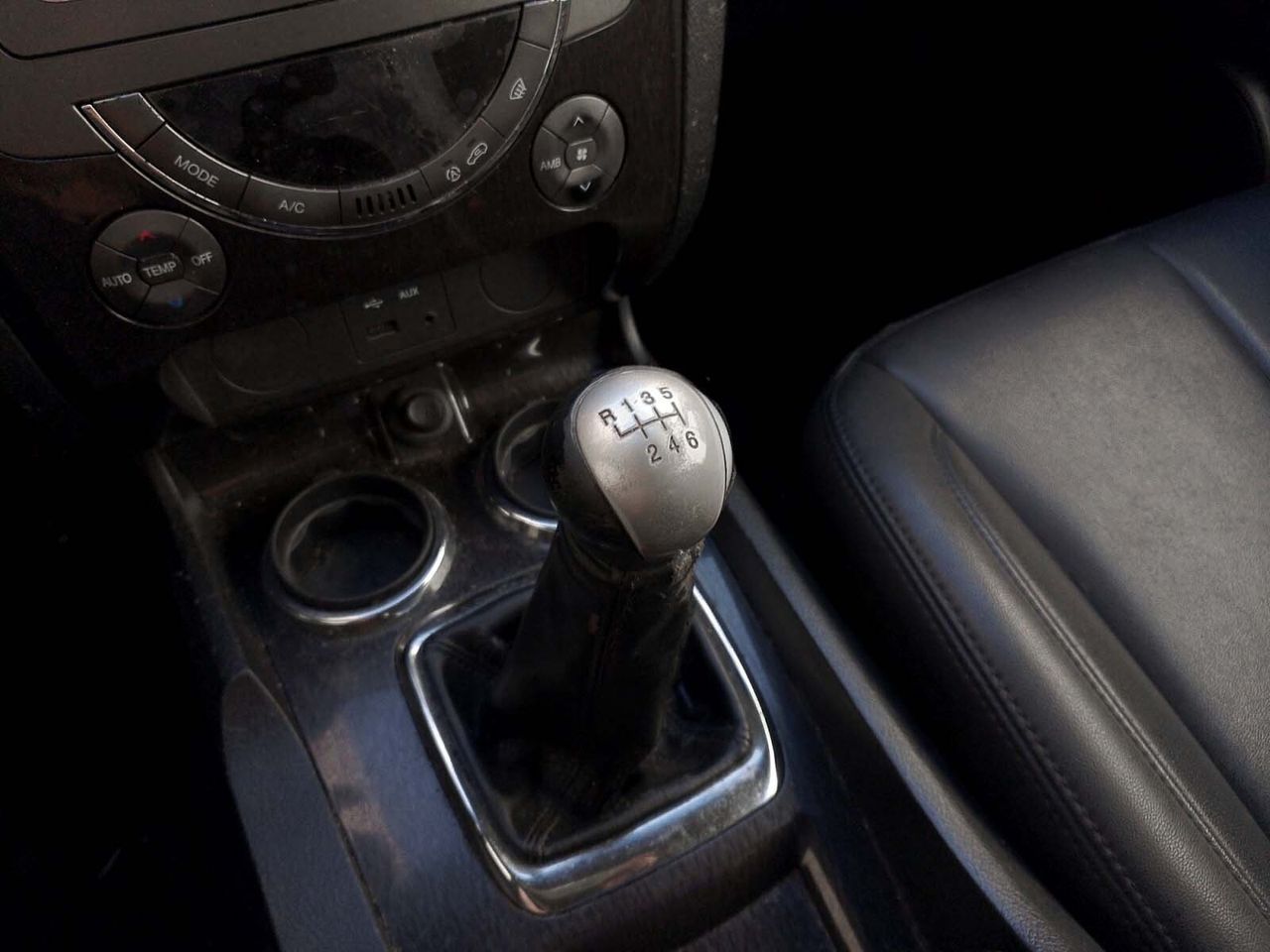 SsangYong Rexton 200 e-Xdi Premium Plus 4x2 - foto 13