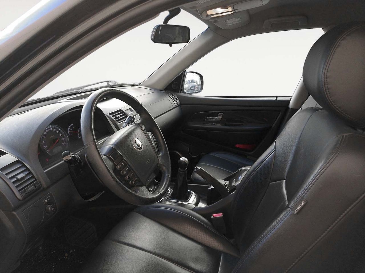 SsangYong Rexton 200 e-Xdi Premium Plus 4x2 - foto 9