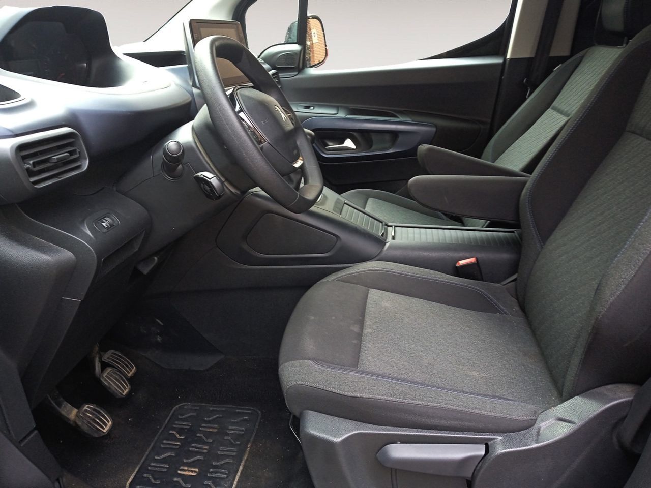 Peugeot Rifter BlueHDi 130 Allure Business Standard - foto 8