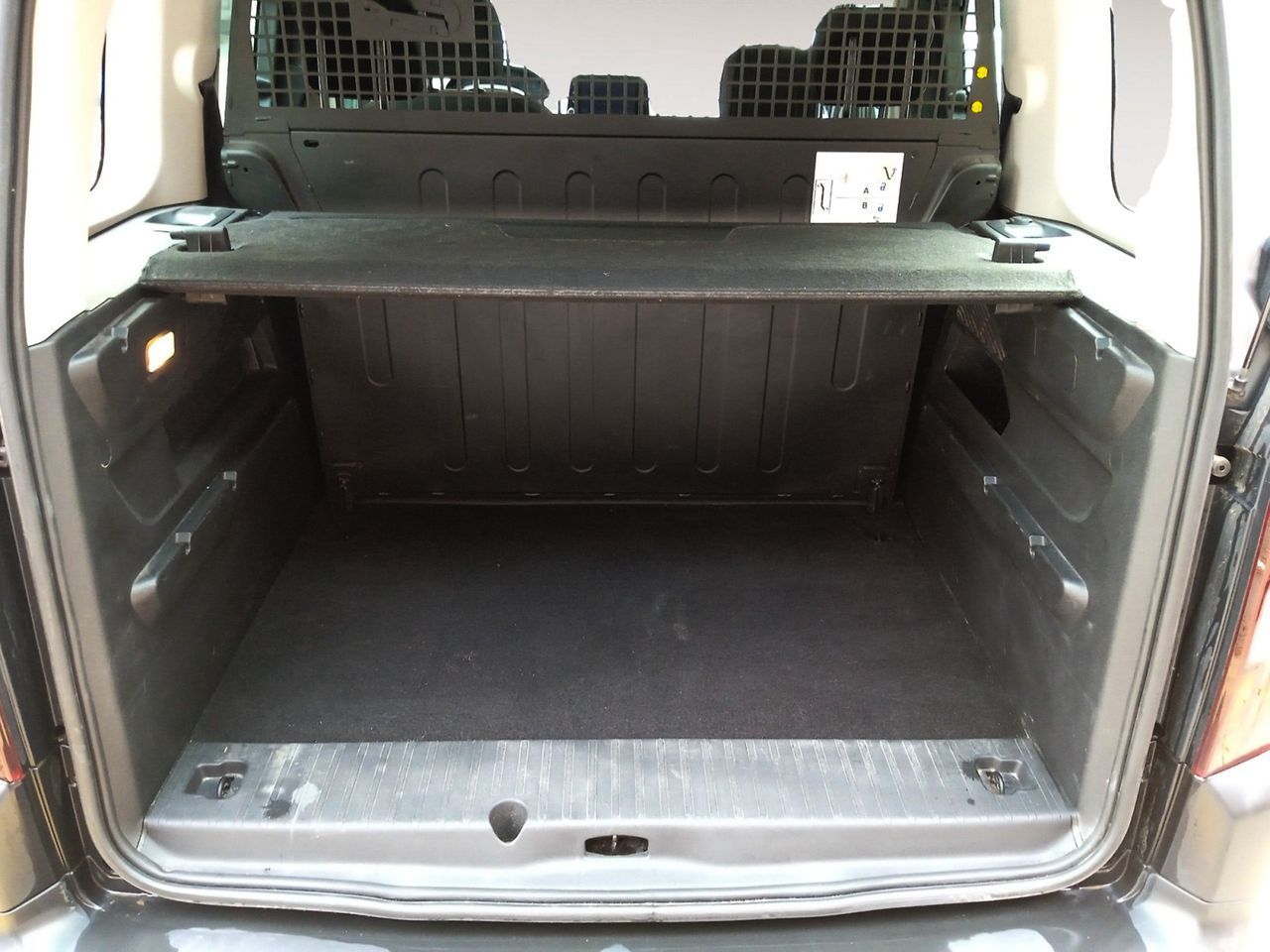 Peugeot Rifter BlueHDi 130 Allure Business Standard - foto 11