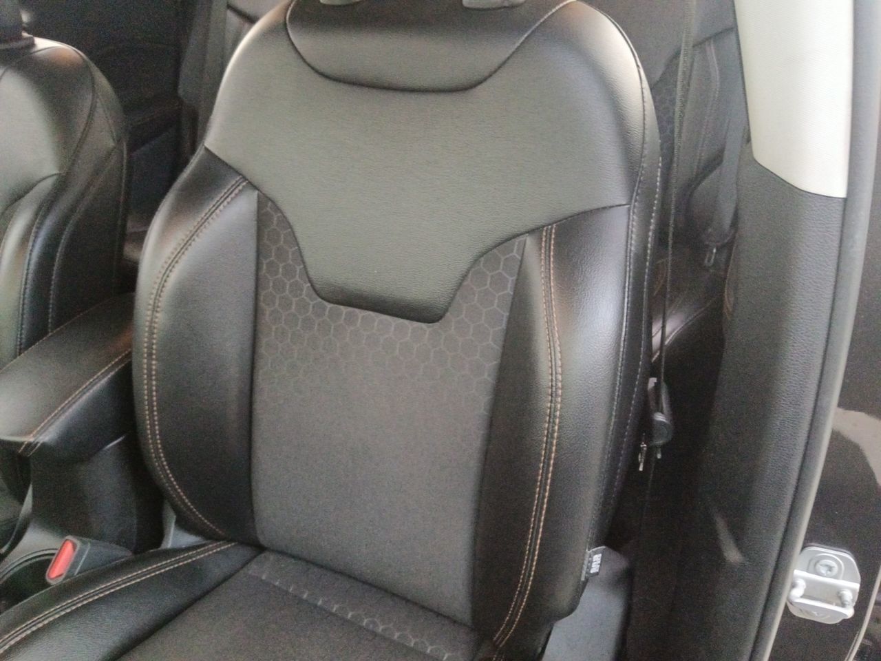 Jeep Compass 1.4 MultiAir Limited 4x2 - foto 21