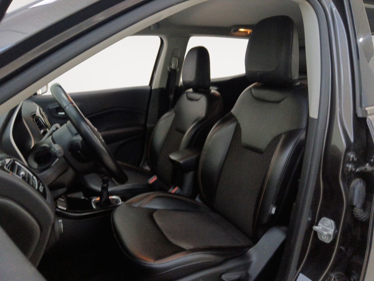 Jeep Compass 1.4 MultiAir Limited 4x2 - foto 9