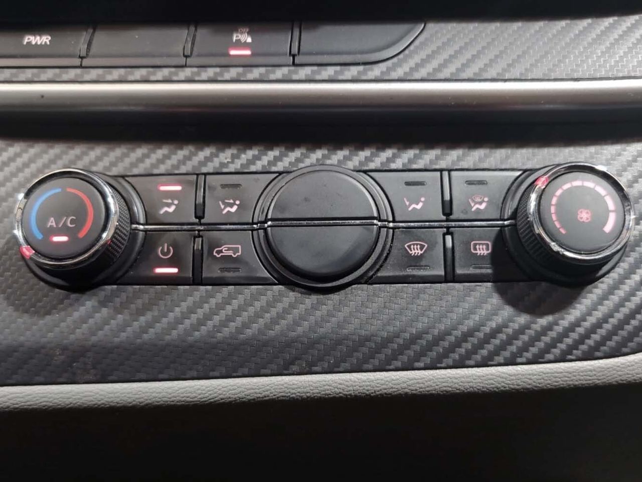 MAXUS Deliver 9 2.0D L3H2 Comfort - foto 18