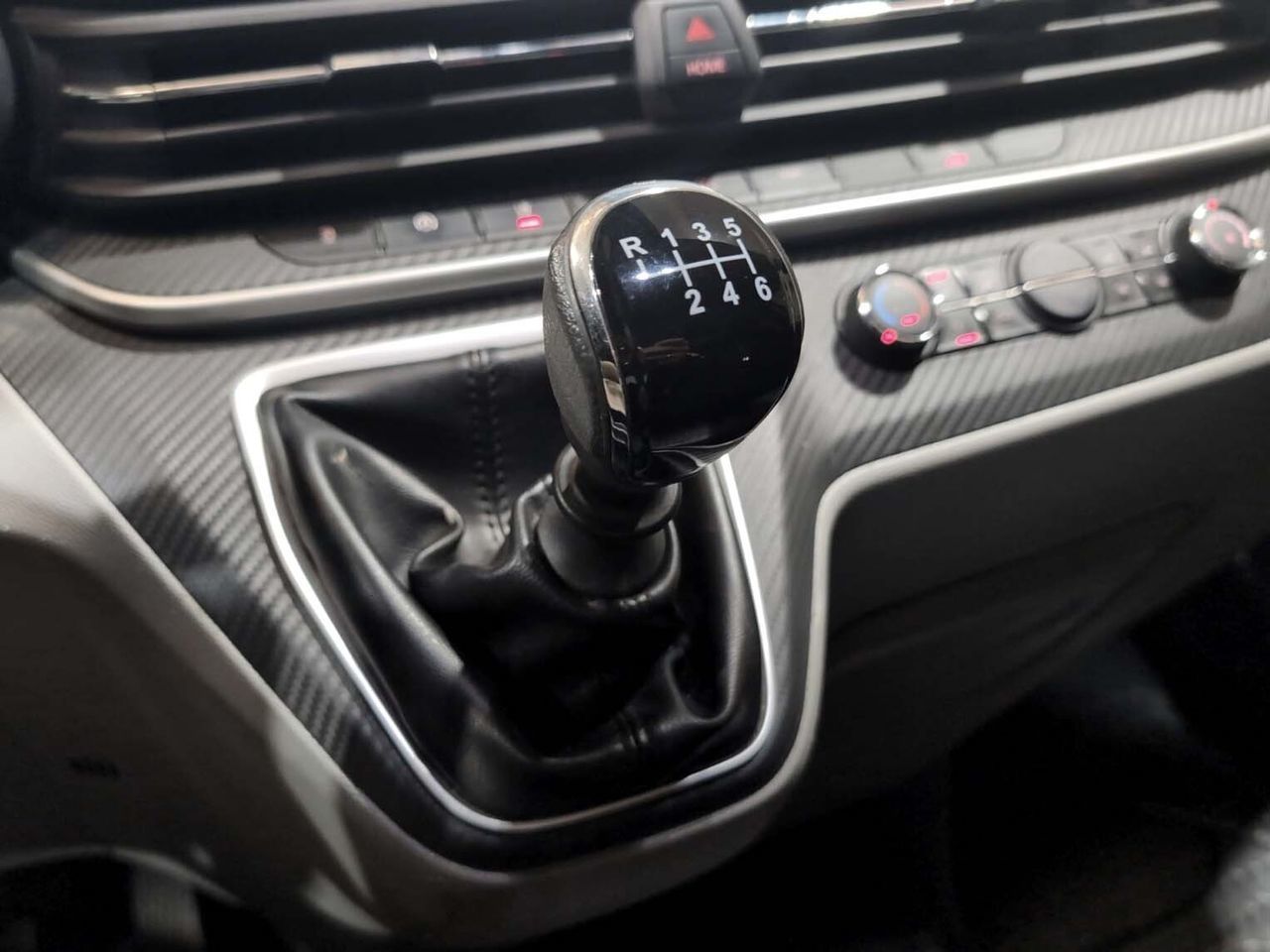 MAXUS Deliver 9 2.0D L3H2 Comfort - foto 12