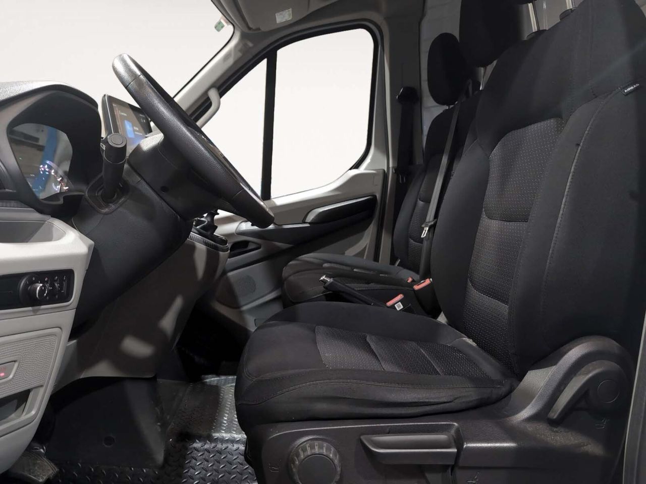 MAXUS Deliver 9 2.0D L3H2 Comfort - foto 9