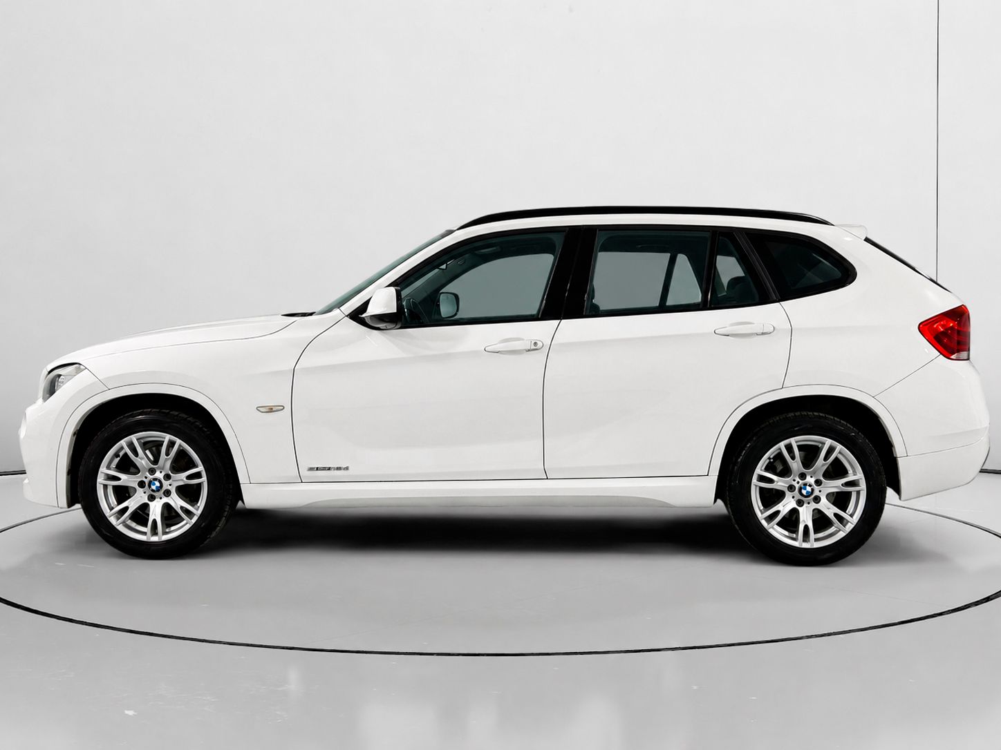BMW X1 sDrive18d - foto 6