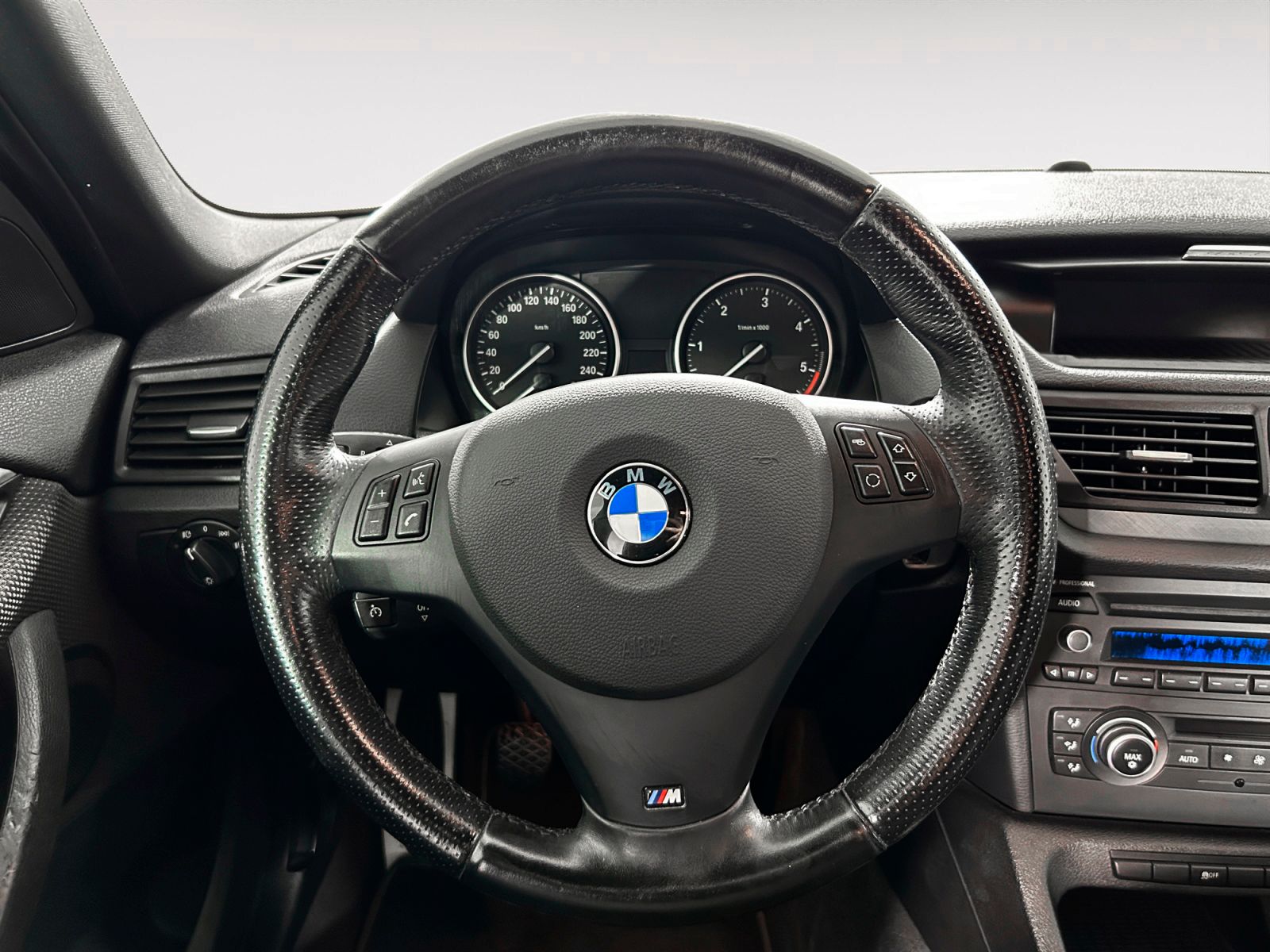 BMW X1 sDrive18d - foto 10