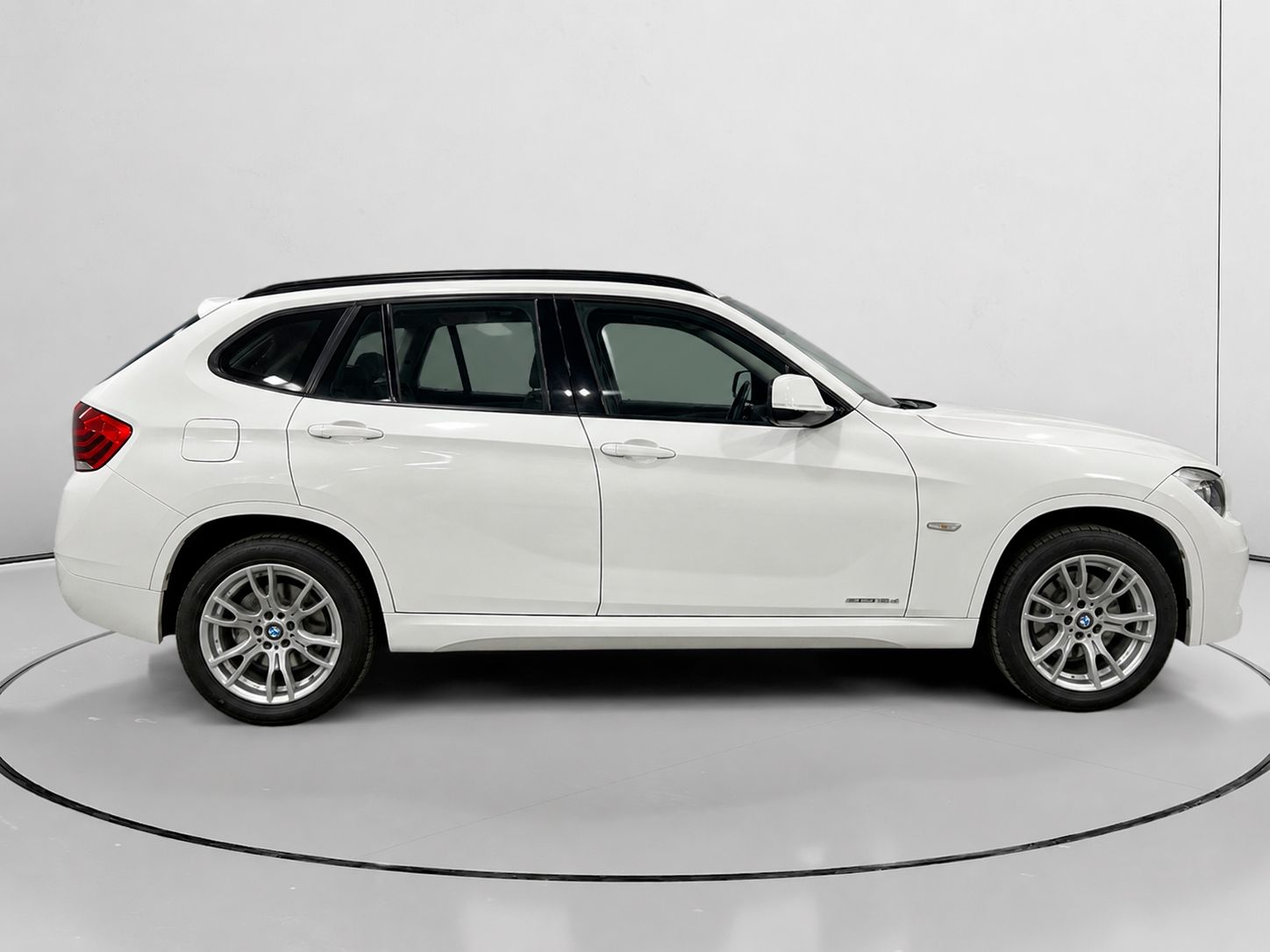 BMW X1 sDrive18d - foto 2