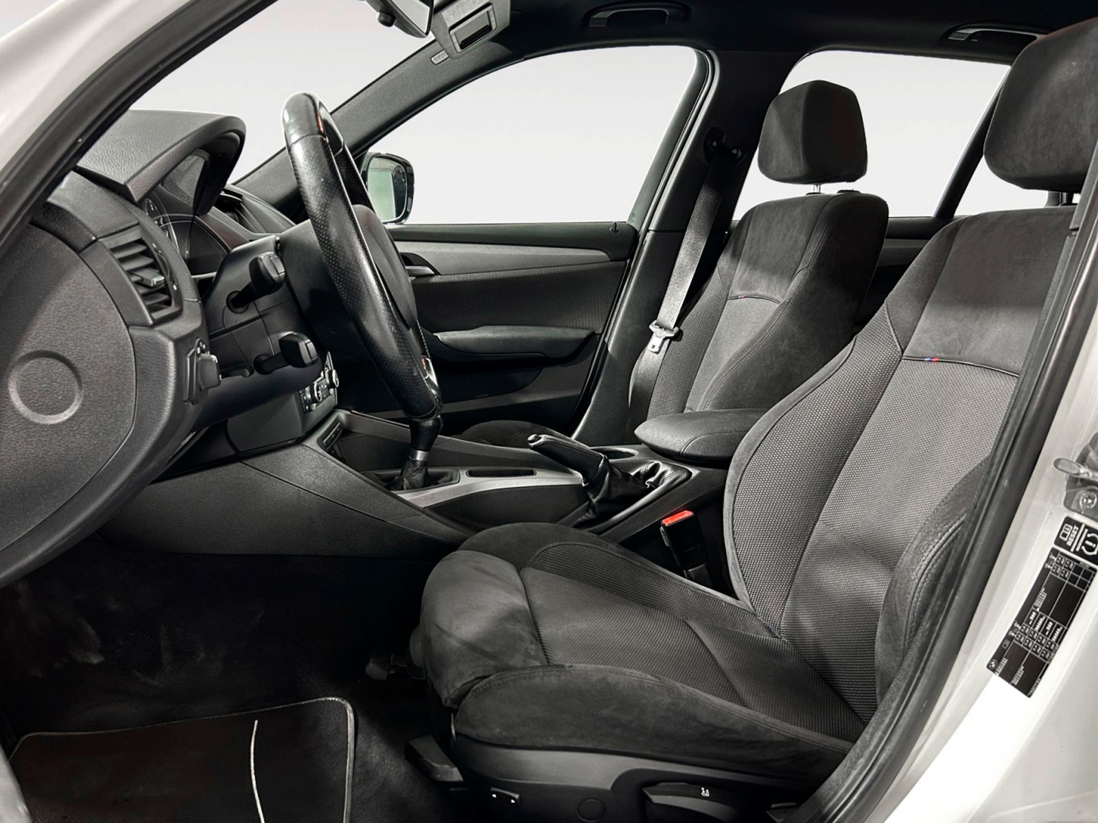 BMW X1 sDrive18d - foto 11