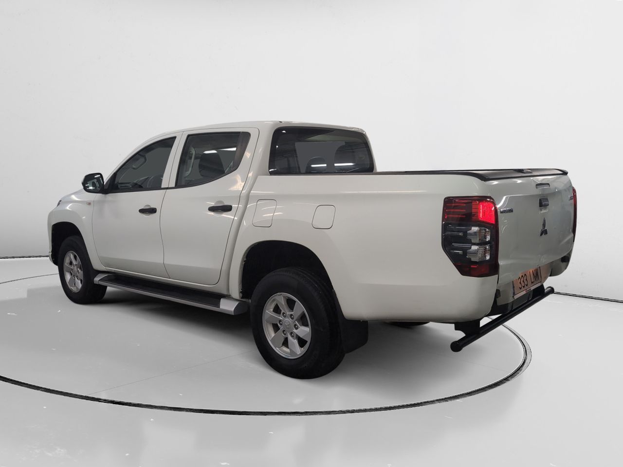 Mitsubishi L200 220 DI-D Doble Cabina M-Pro - foto 5