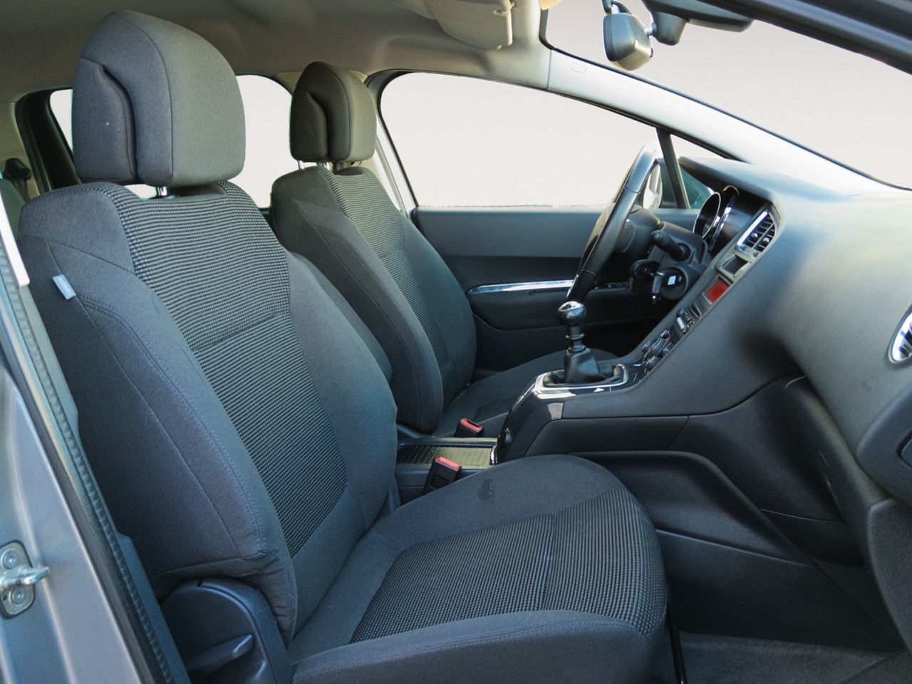 Peugeot 5008 PureTech 130 Style - foto 11