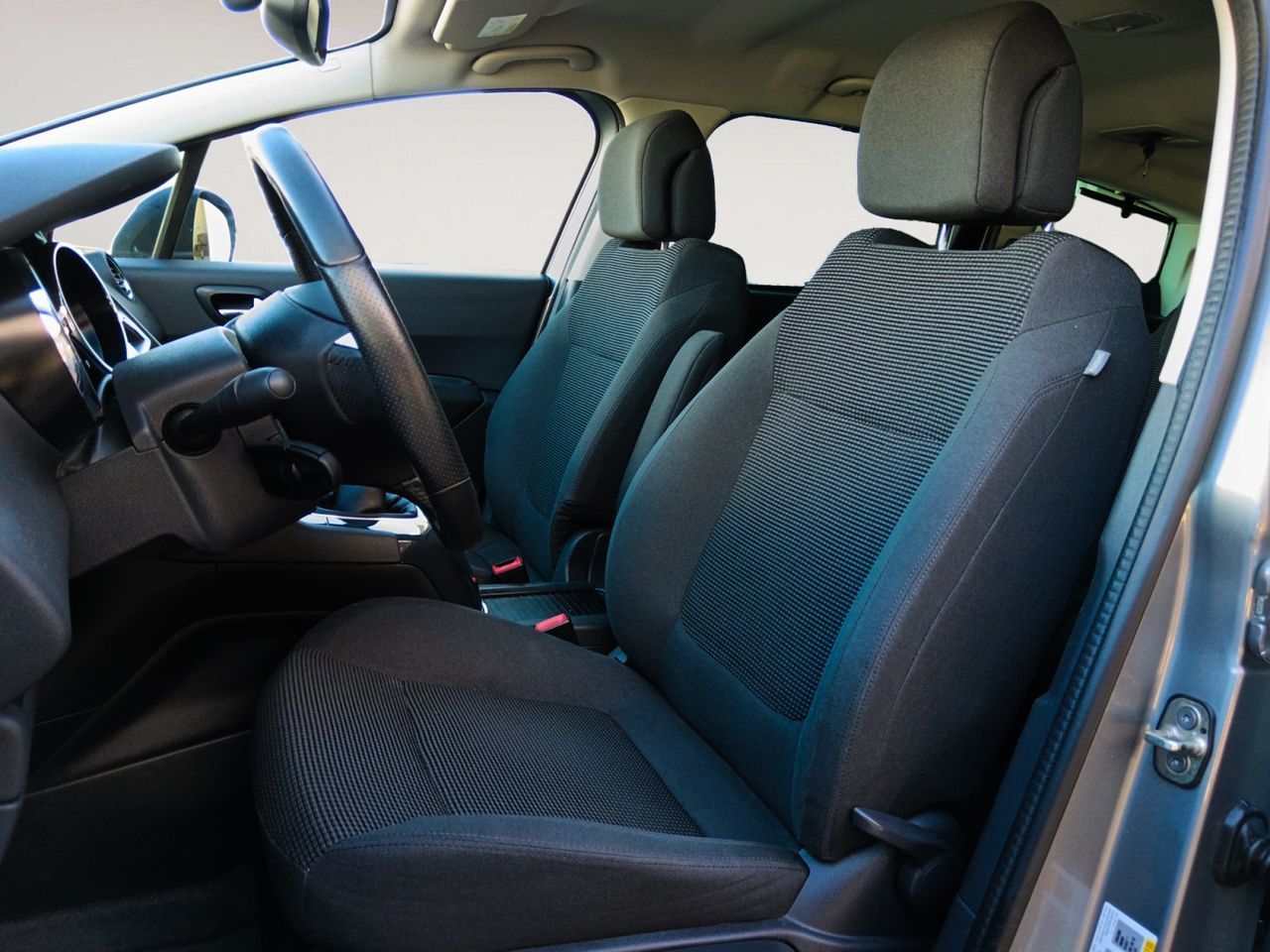 Peugeot 5008 PureTech 130 Style - foto 9