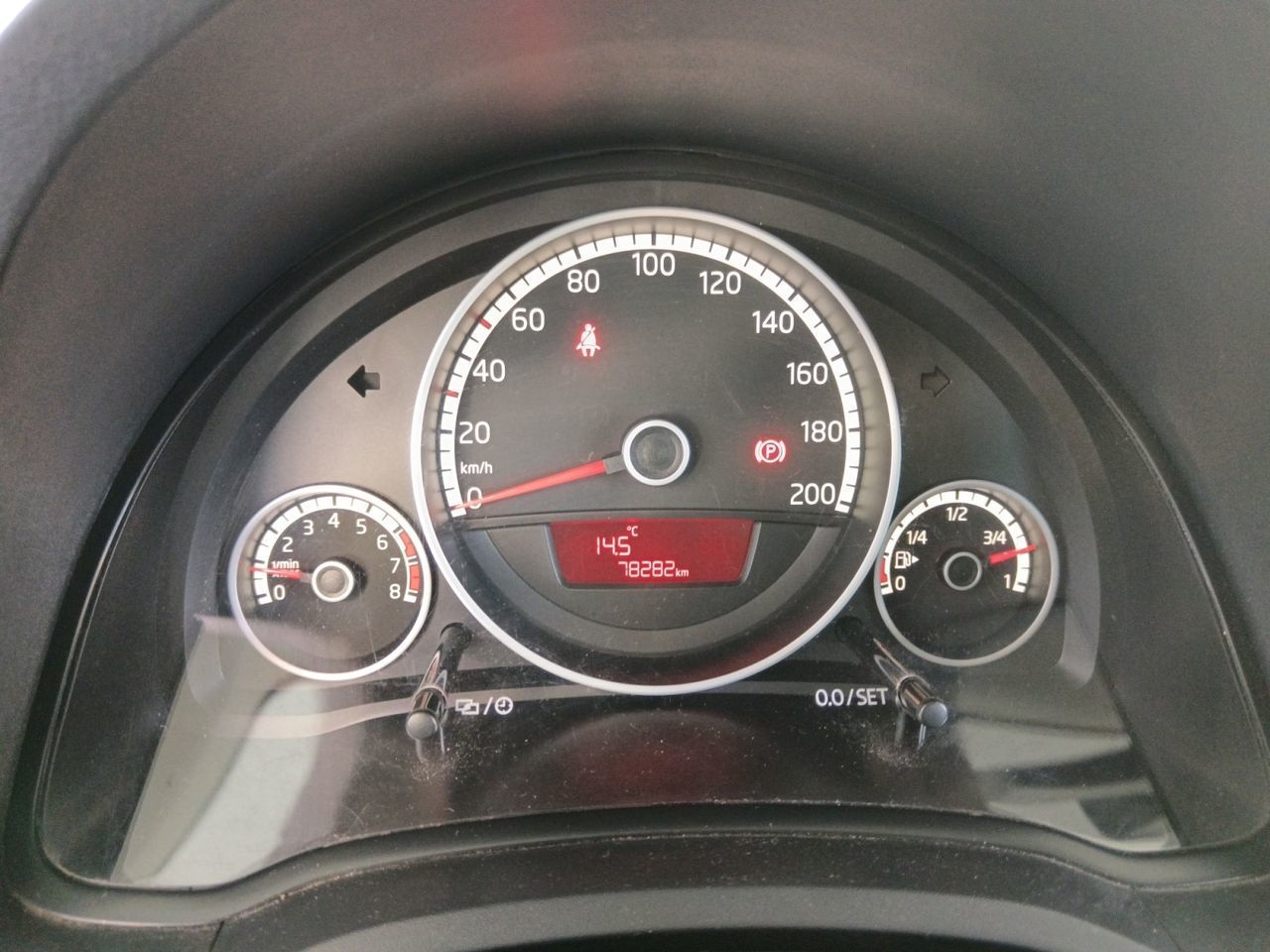 Volkswagen up! High up! 1.0 - foto 15
