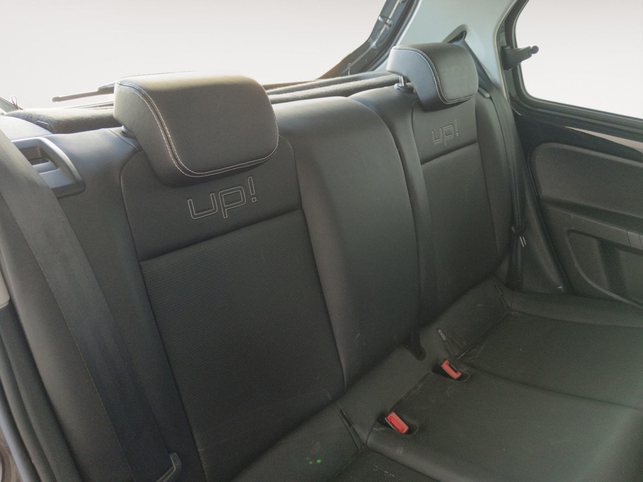 Volkswagen up! High up! 1.0 - foto 10