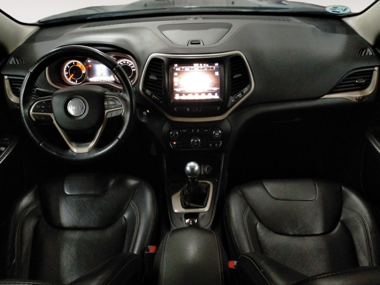 Jeep Cherokee 2.0 CRD Longitude 4x2 - foto 7
