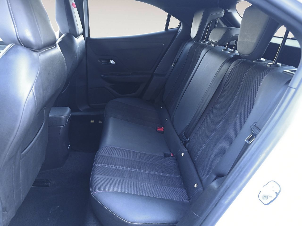 Opel Mokka 1.2 T GS - foto 9