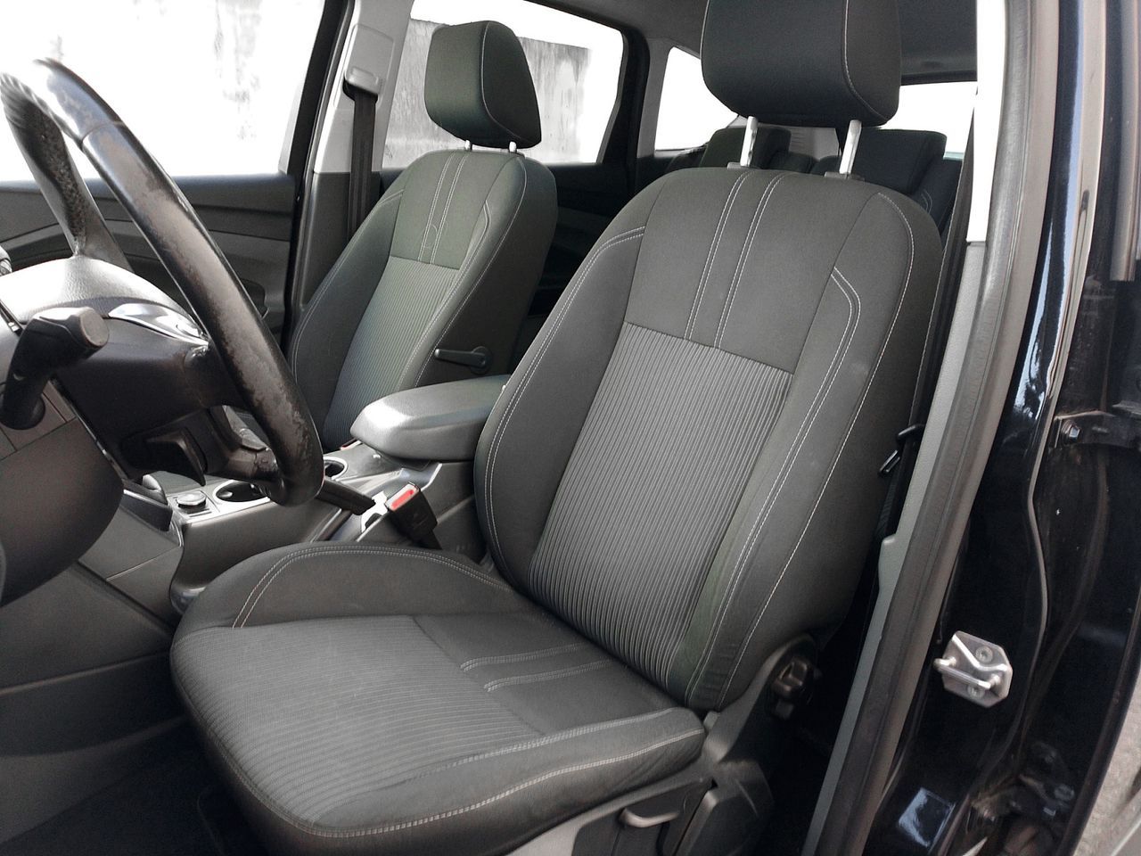 Ford C-Max 1.0 EcoBoost Titanium - foto 22