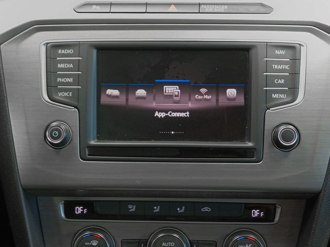 Volkswagen Passat Edition 2.0 TDI - foto 15