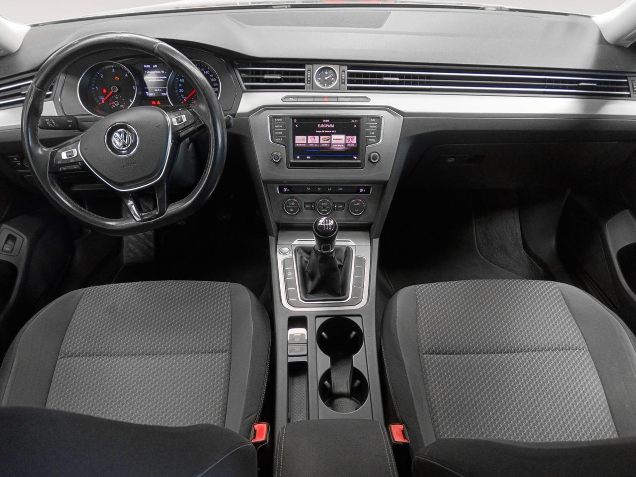 Volkswagen Passat Edition 2.0 TDI - foto 7