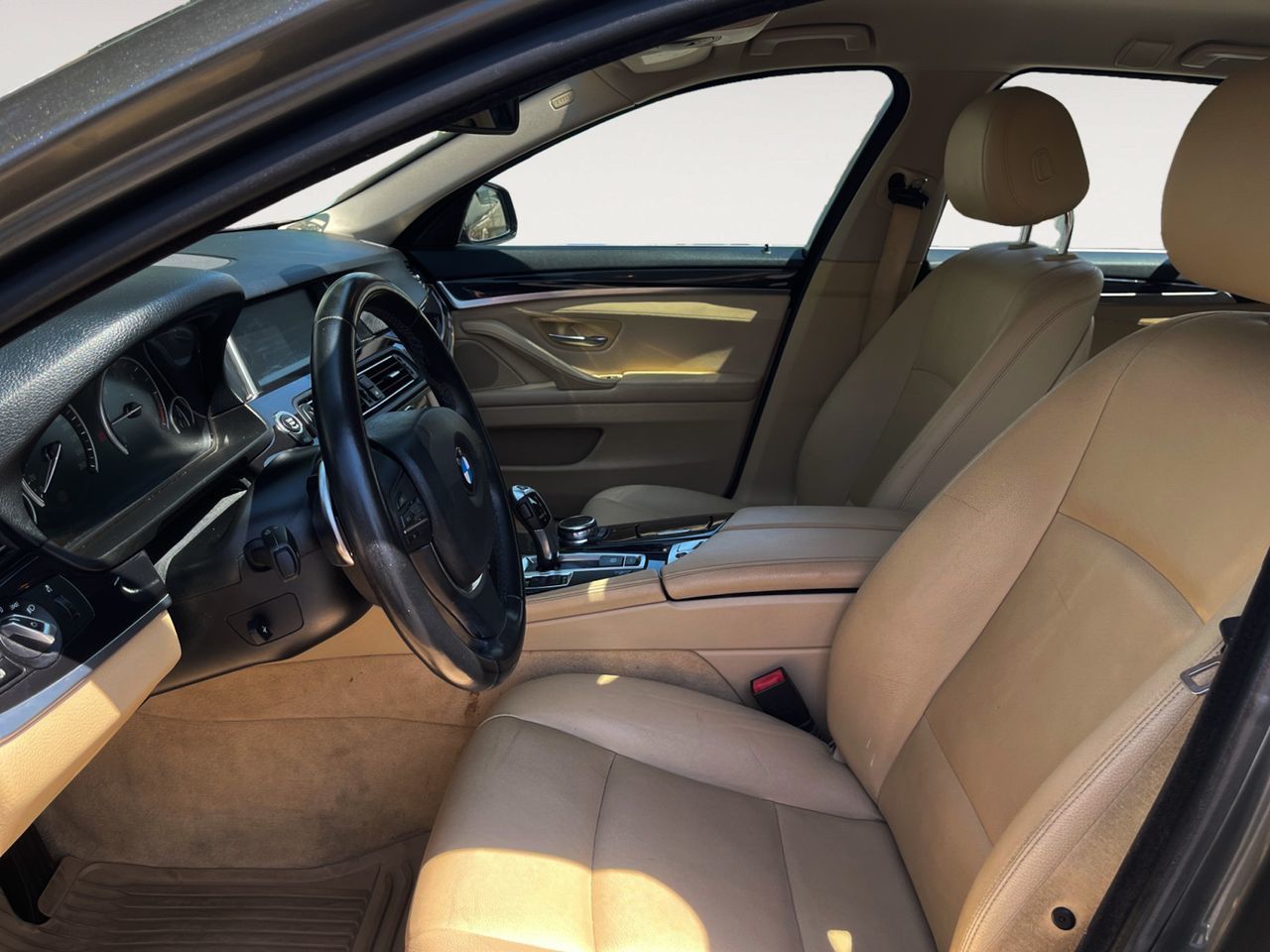 BMW Serie 5 520d Touring - foto 9