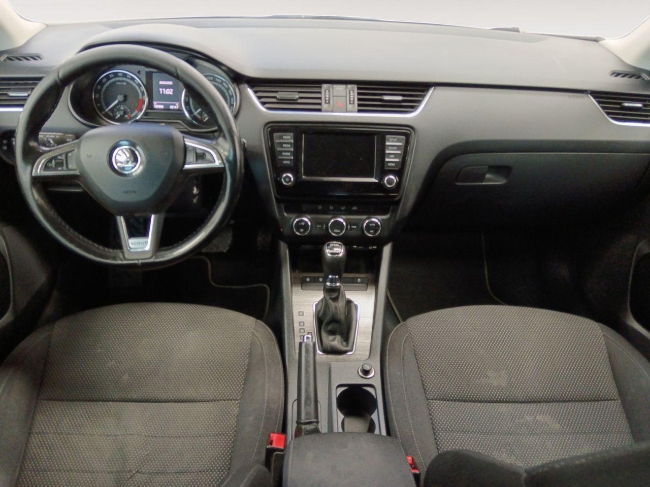 Škoda Scout 2.0 TDI CR DSG 4x4 - foto 7
