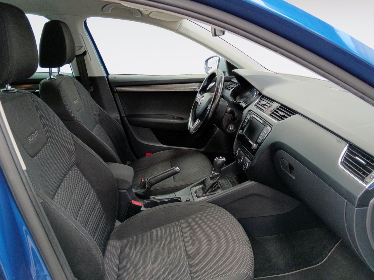 Škoda Scout 2.0 TDI CR DSG 4x4 - foto 11