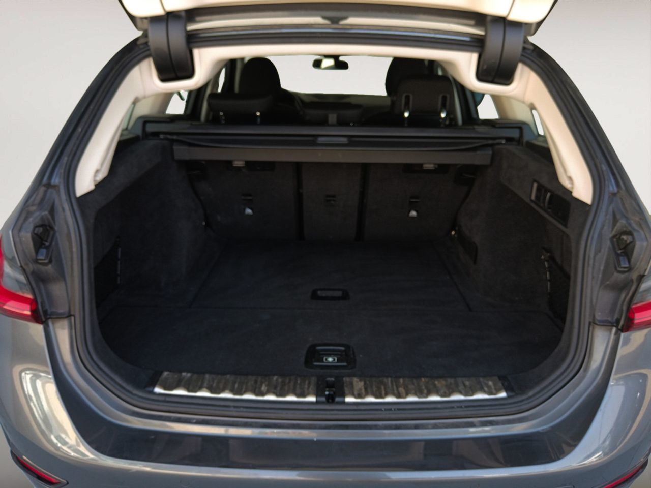 BMW Serie 3 318d Touring - foto 12
