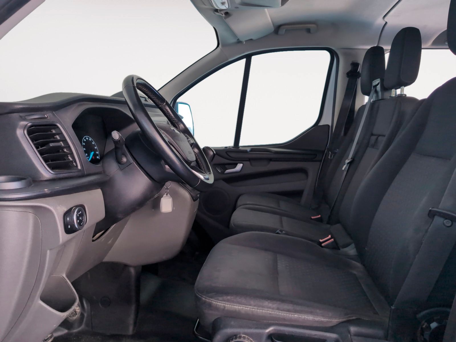 Ford Transit Custom Furgon 2.0 TDCi 320 L2 Trend - foto 11