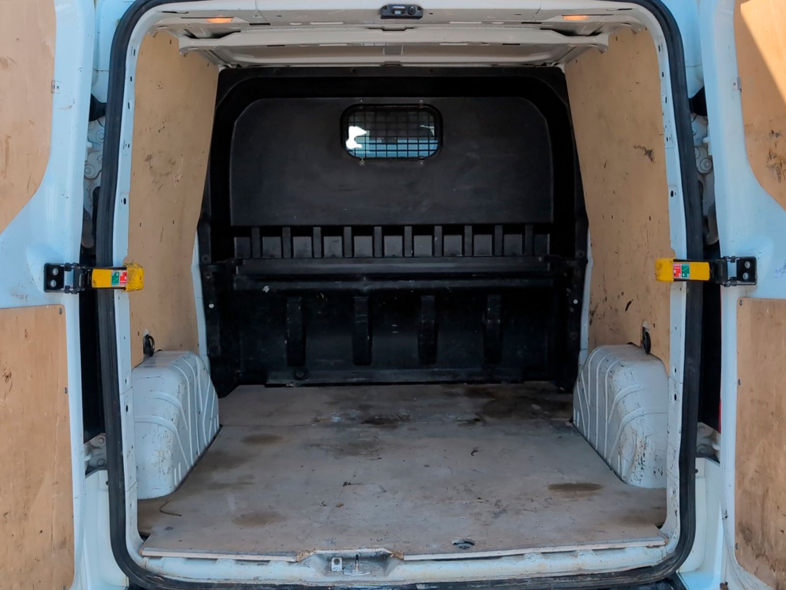 Ford Transit Custom Furgon 2.0 TDCi 320 L2 Trend - foto 14