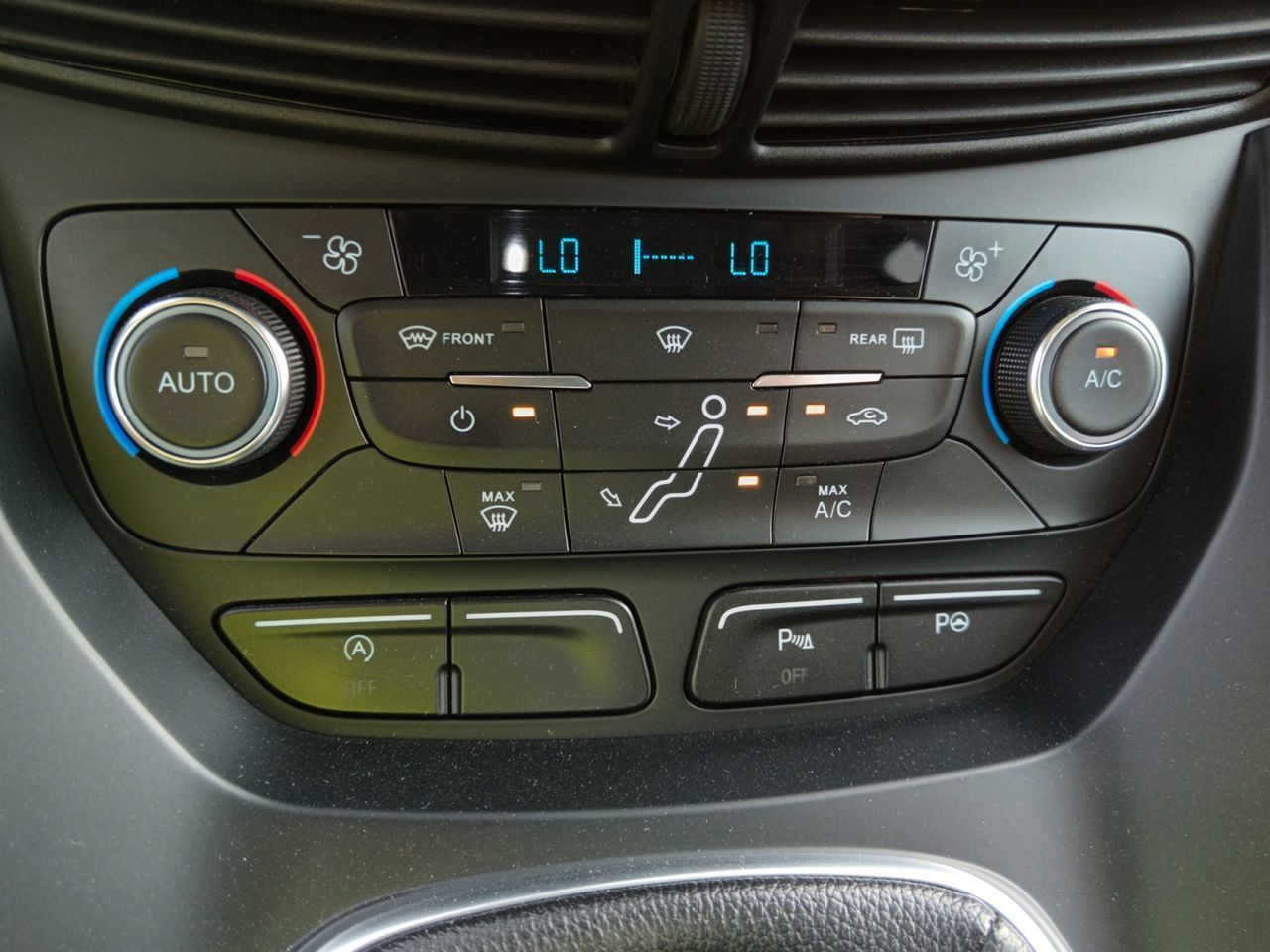 Ford Grand C-Max 1.0 EcoBoost Trend+ - foto 20