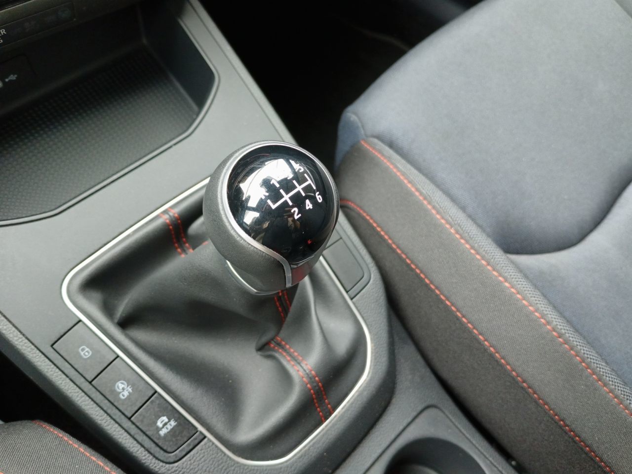 SEAT Ibiza 1.0 TSI FR XS - foto 12