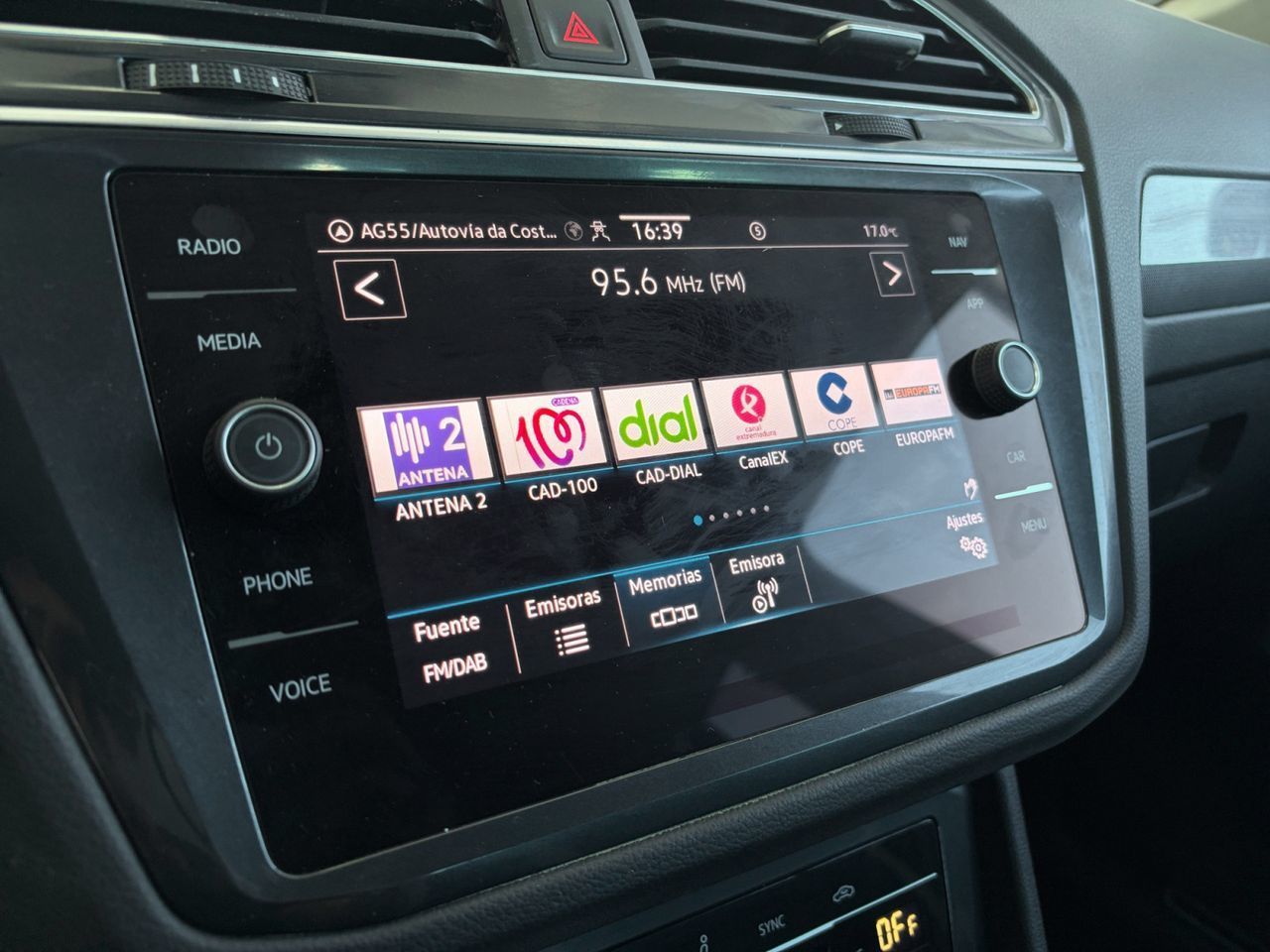 Volkswagen Tiguan Urban Sport 2.0 TDI - foto 15