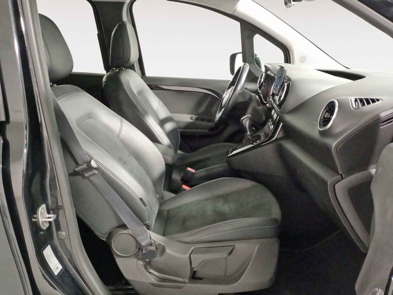 Mercedes-Benz Clase T 180 d - foto 11