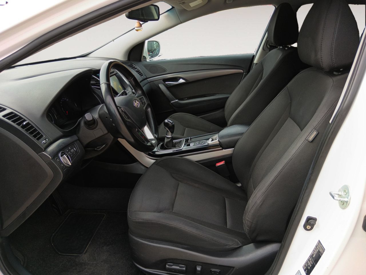 Hyundai i40 1.7 CRDi BlueDrive Tecno - foto 8