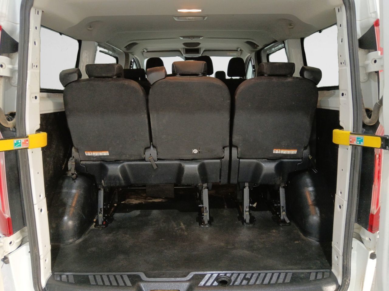Ford Transit Custom Kombi 2.0 TDCi 320 L1 Trend - foto 12