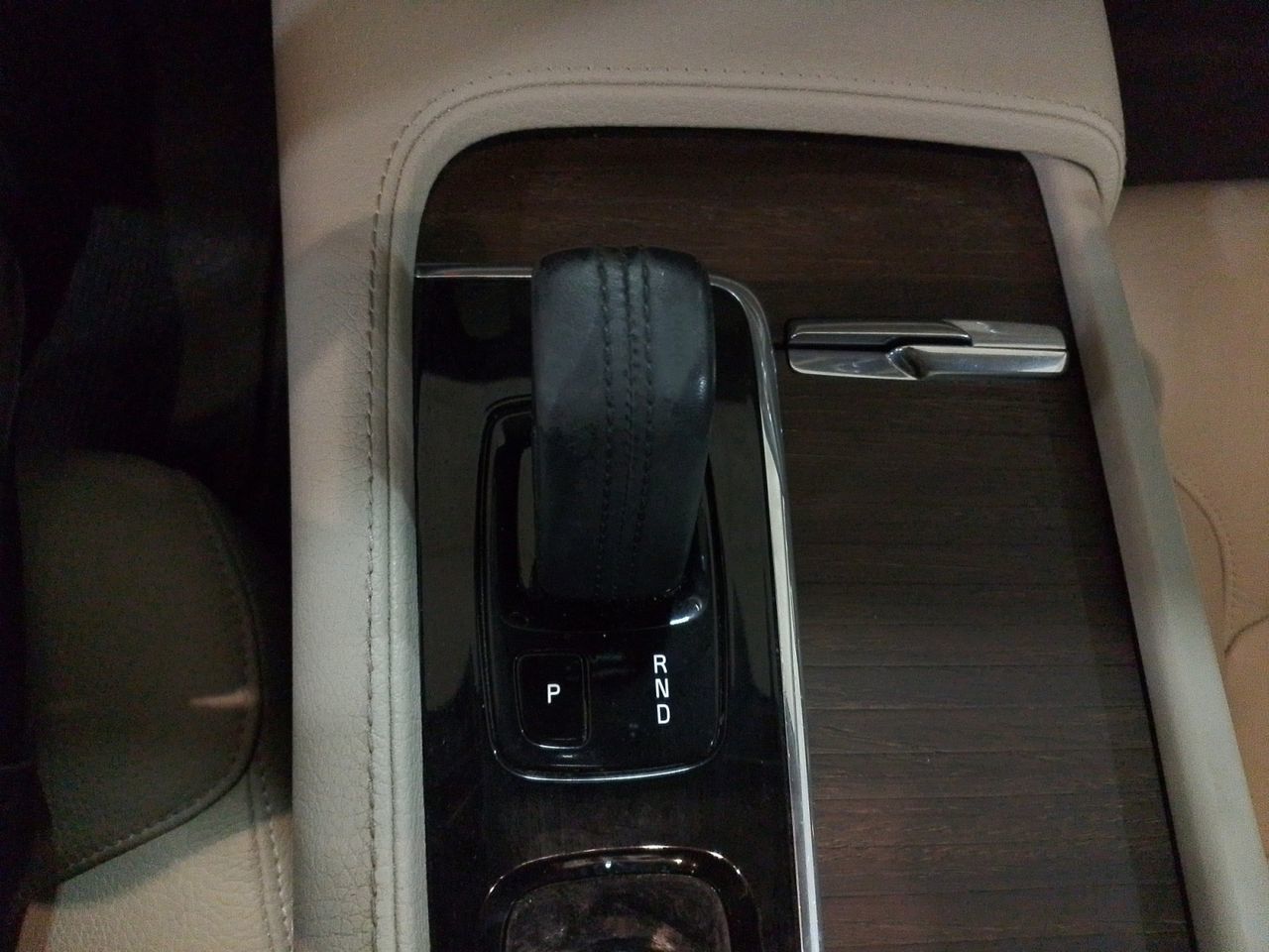 Volvo V90 B4 D AWD - foto 14
